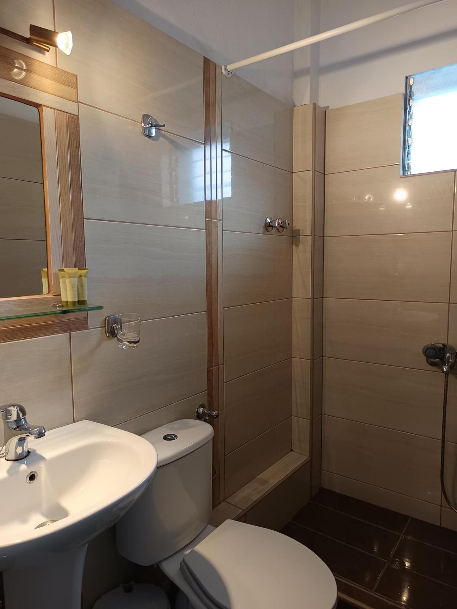 Olga Studios Olympiakí Aktí 외부 사진